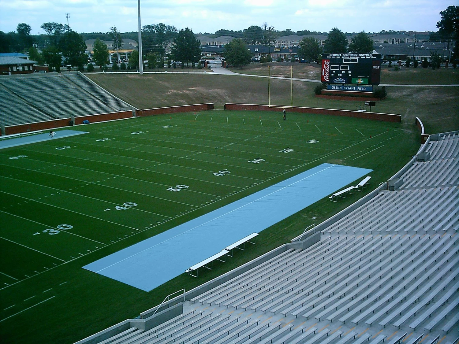 Best Pirce 😉 Aer-Flo Bench Zone Sideline Turf Protector, 15'x100' ⌛ 6 Best Pirce 😉 Aer-Flo Bench Zone Sideline Turf Protector, 15'x100' ⌛ - Image 6